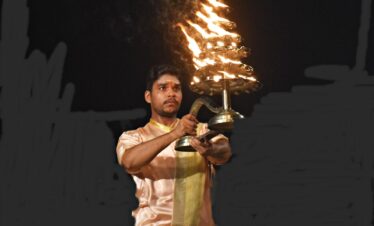ganga arti, nature, varanasi, ghats, india, ganges, ghat, religion, travel, holy, hinduism, river, ganga, religious, hindu, culture, tourism, sacred, water, spirituality, people, portrait, gray river, gray culture